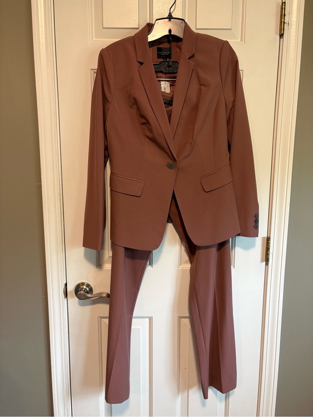 The Limited Women's Tailored Two-Piece Suit in Dusty Rose